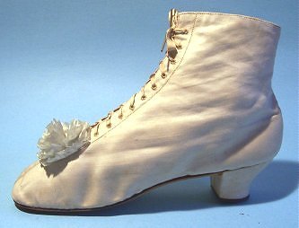 Canadian cream cotton wedding boot with ruched bow on vamp c. 1867