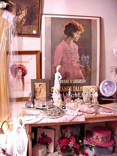 Chic Antiques - Courtesy of Suzanne, AnotherTimeVintageApparel.com