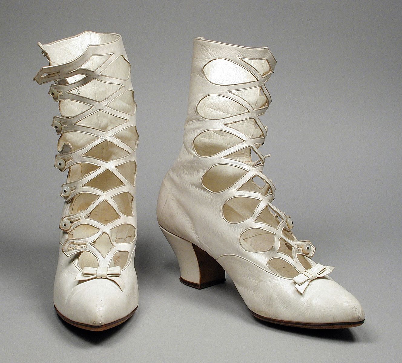 1895 wedding boots