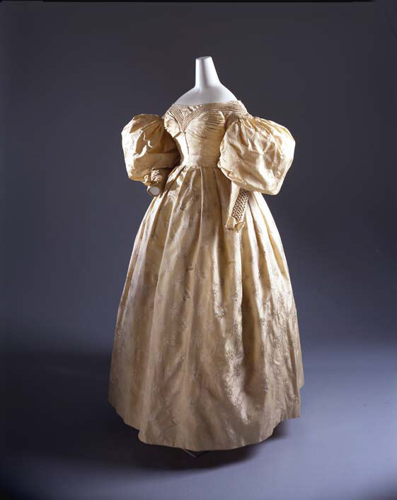 1835 wedding dress, American