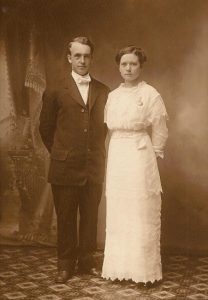 1915 bride & groom, Iowa