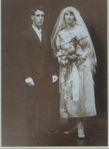 Australian bride & groom, 1920