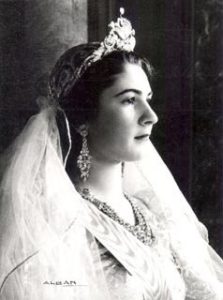 1938 bride queen Farida