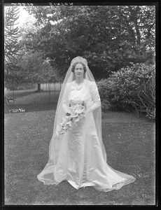 Irish bride, 1943