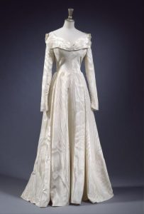 Molyneux wedding dress, 1948