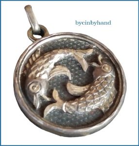 Two fish silver pendant